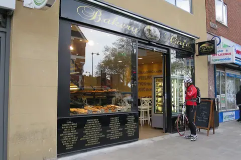 Yaadgaar Bakeries photo 2